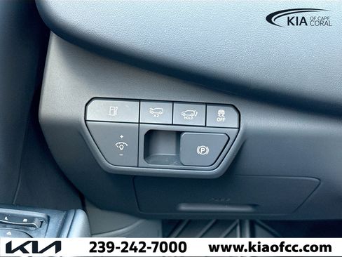 New 2026 Kia EV9 Land image 38