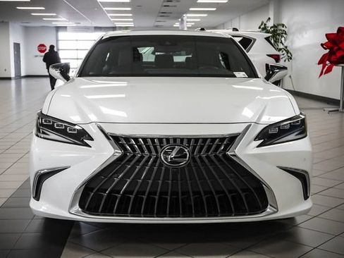 Certified 2025 Lexus ES 300h w/ Accessory Package (Z2) FWD image 4