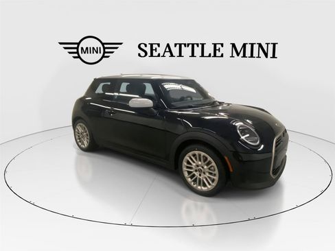 New 2026 MINI Cooper 2-Door Hardtop FWD image 2