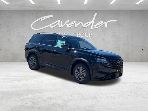 New 2026 Nissan Pathfinder SV image 2