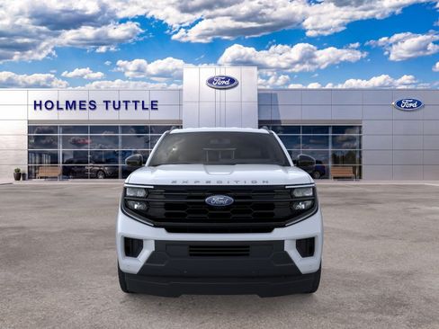 New 2026 Ford Expedition Active AWD/4WD image 6