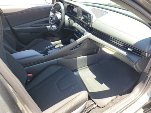 New 2026 Hyundai Elantra Sport FWD image 19