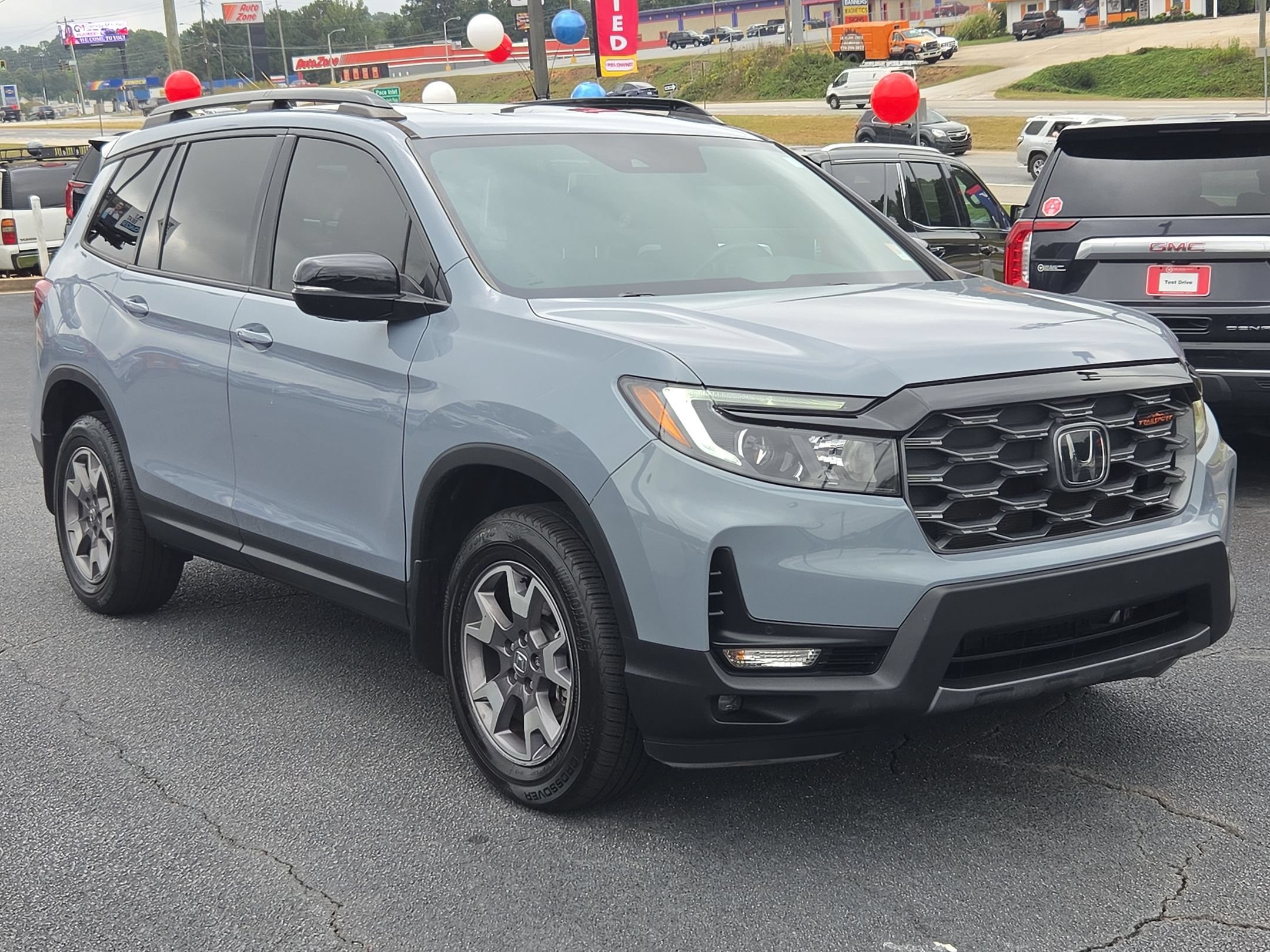 Used 2023 Honda Passport TrailSport image 3