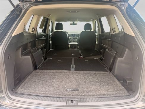 Used 2023 Volkswagen Atlas SE FWD image 31