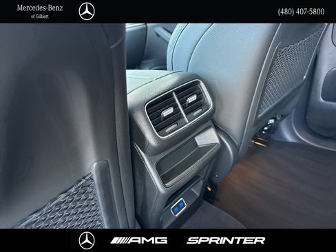 Used 2024 Mercedes-Benz GLE 350 4MATIC image 23