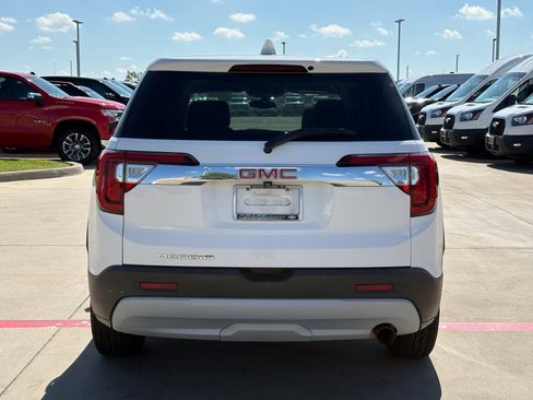 Used 2020 GMC Acadia SLE FWD image 6