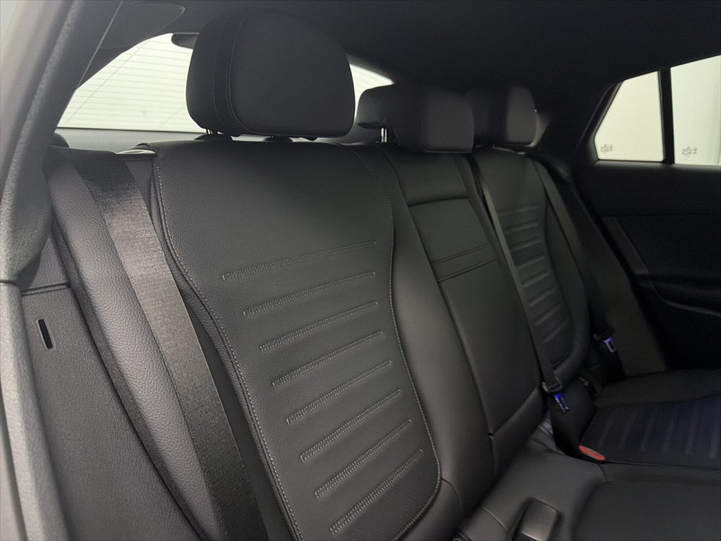 Used 2026 Mercedes-Benz GLC 300 4MATIC image 26