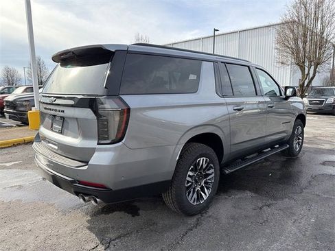 New 2026 Chevrolet Suburban Z71 w/ Comfort Package image 34