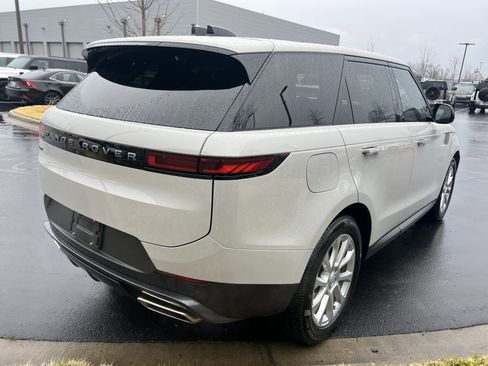 Certified 2025 Land Rover Range Rover Sport S image 7