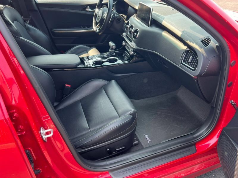 Used 2021 Kia Stinger GT-Line w/ Sun & Sound Package AWD/4WD image 9