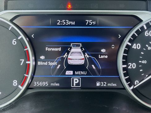 Used 2024 Nissan Sentra SV w/ All-Weather Package FWD image 8