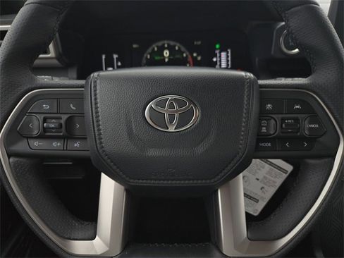 Certified 2025 Toyota 4Runner SR5 image 25