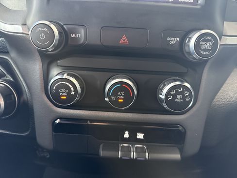 Used 2021 RAM 1500 Big Horn image 30