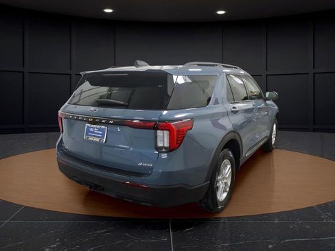 Certified 2025 Ford Explorer Active AWD/4WD image 6