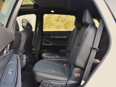 Used 2026 INFINITI QX60 Autograph w/ Dark Cargo Package image 27