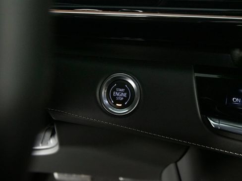 Used 2023 Cadillac Escalade V AWD/4WD image 21