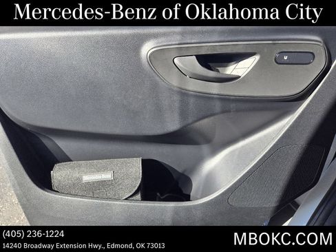 Used 2025 Mercedes-Benz Sprinter 2500 image 24