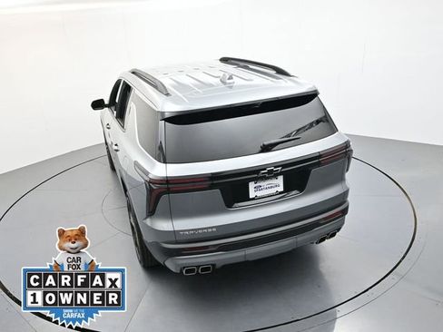 Used 2025 Chevrolet Traverse LT FWD image 26