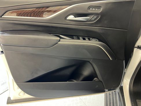 Used 2023 Cadillac Escalade Sport Platinum w/ Heavy-Duty Trailer Package image 12