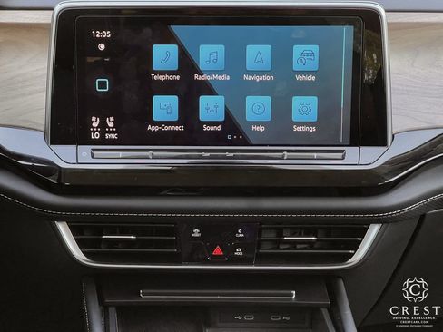 Used 2024 Volkswagen Atlas SE FWD image 15