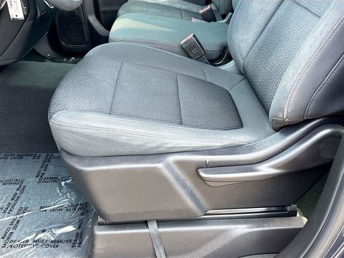 Used 2022 Chevrolet Silverado 1500 Custom AWD/4WD image 18