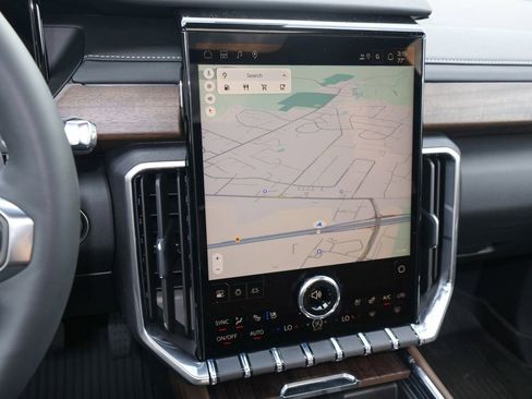 New 2026 GMC Acadia Denali Ultimate w/ LPO, Floor Liner Package image 20