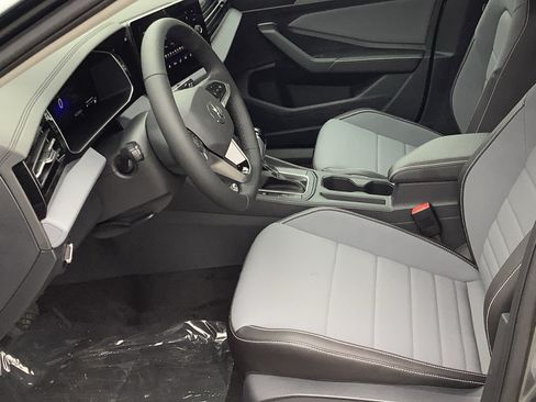 New 2026 Volkswagen Jetta SE FWD image 22
