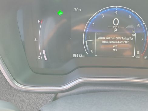 Used 2025 Toyota Corolla Cross XLE FWD image 25