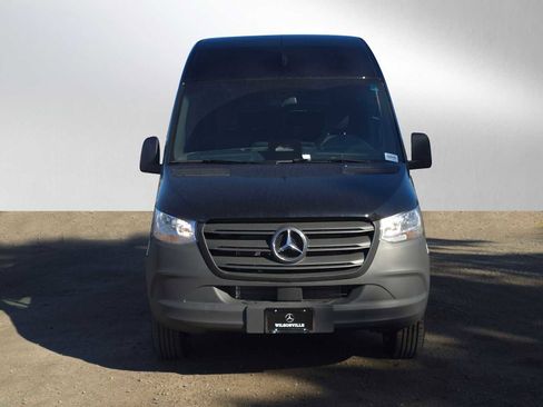 New 2025 Mercedes-Benz Sprinter 2500 image 2