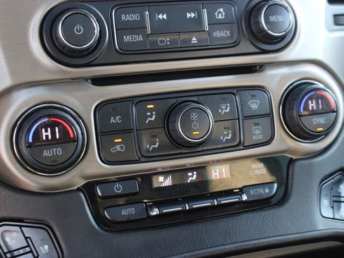 Used 2020 GMC Yukon Denali w/ Open Road Package image 37