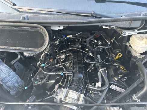 Used 2023 Ford Transit 350 XLT image 18