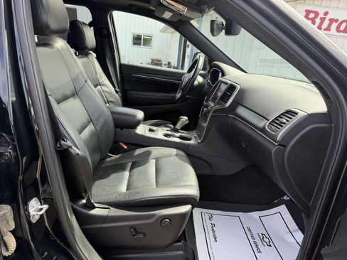Used 2018 Jeep Grand Cherokee Limited AWD/4WD image 21