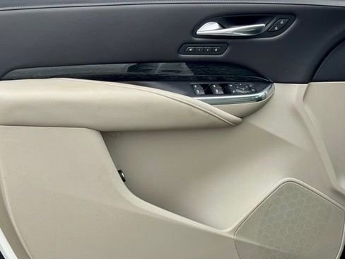 Certified 2021 Cadillac XT4 Premium Luxury w/ Driver Awareness Package image 15