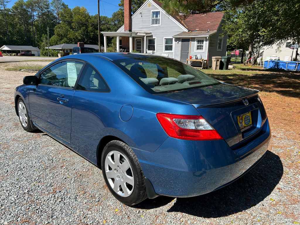 Used 2010 Honda Civic LX image 4