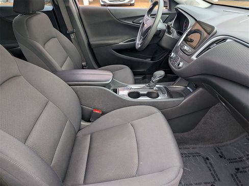 Used 2024 Chevrolet Malibu LT image 31