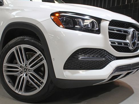 Used 2020 Mercedes-Benz GLS 450 4MATIC image 13