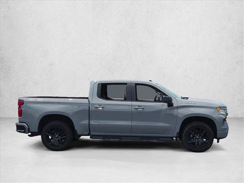 Used 2024 Chevrolet Silverado 1500 RST w/ Protection Package AWD/4WD image 4