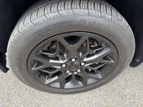 Used 2021 Jeep Grand Cherokee Limited X image 19