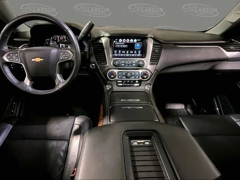 Used 2018 Chevrolet Suburban Premier AWD/4WD image 20