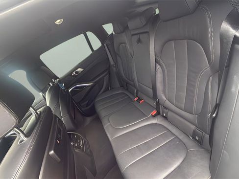 Used 2020 BMW X6 M50i w/ Executive Package image 9