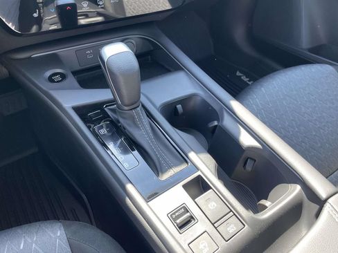 New 2026 Nissan Sentra SV w/ SV Convenience Package FWD image 22
