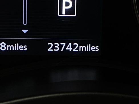 Used 2024 Nissan Kicks SR w/ SR Premium Package image 16