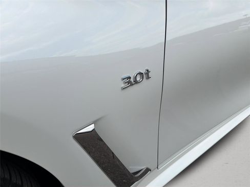 Used 2018 INFINITI Q60 3.0t Luxe w/ Sensory Package 3.0T Luxe AWD/4WD image 32