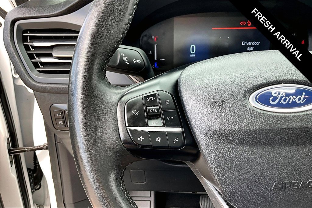 Used 2023 Ford Escape Active w/ Tech Pack #1 FWD image 16