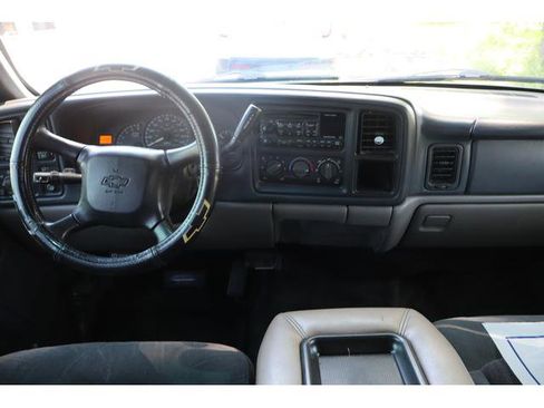 Used 2002 Chevrolet Suburban LS w/ Trailer Pkg AWD/4WD image 9