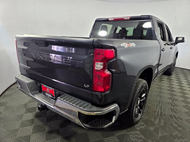 Used 2023 Chevrolet Silverado 1500 LT AWD/4WD image 8