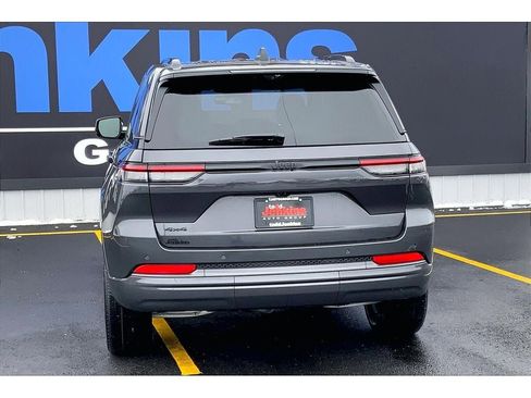 New 2026 Jeep Grand Cherokee Limited AWD/4WD image 4