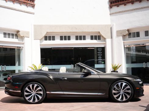 New 2026 Bentley Continental GTC image 5