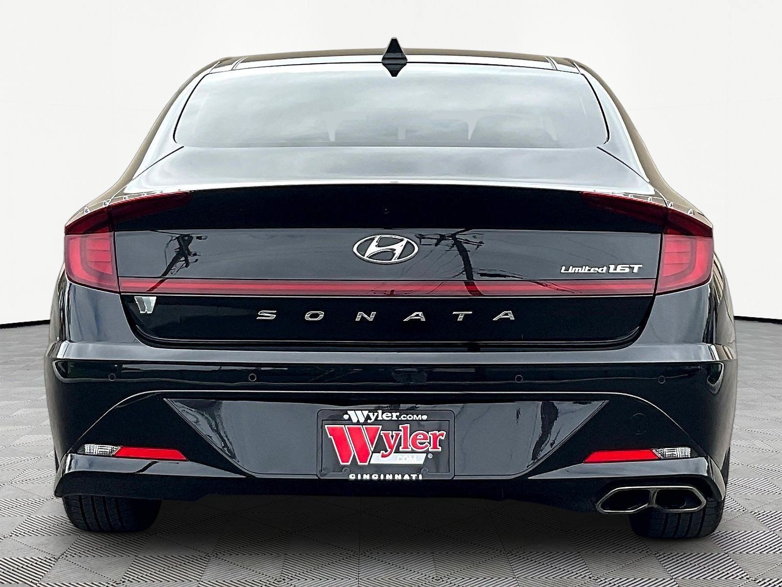 Used 2022 Hyundai Sonata Limited FWD image 4