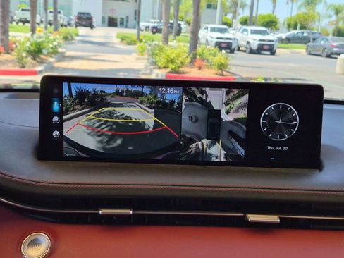 Used 2022 Genesis GV70 2.5T w/ Sport Prestige Package AWD/4WD image 14
